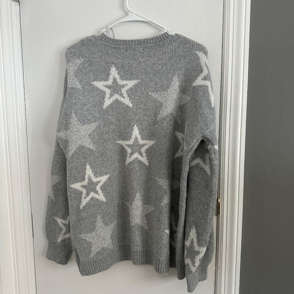 Hippie Rose Gray Star crew neck sweater Women's small(003) - Picture 5 of 5